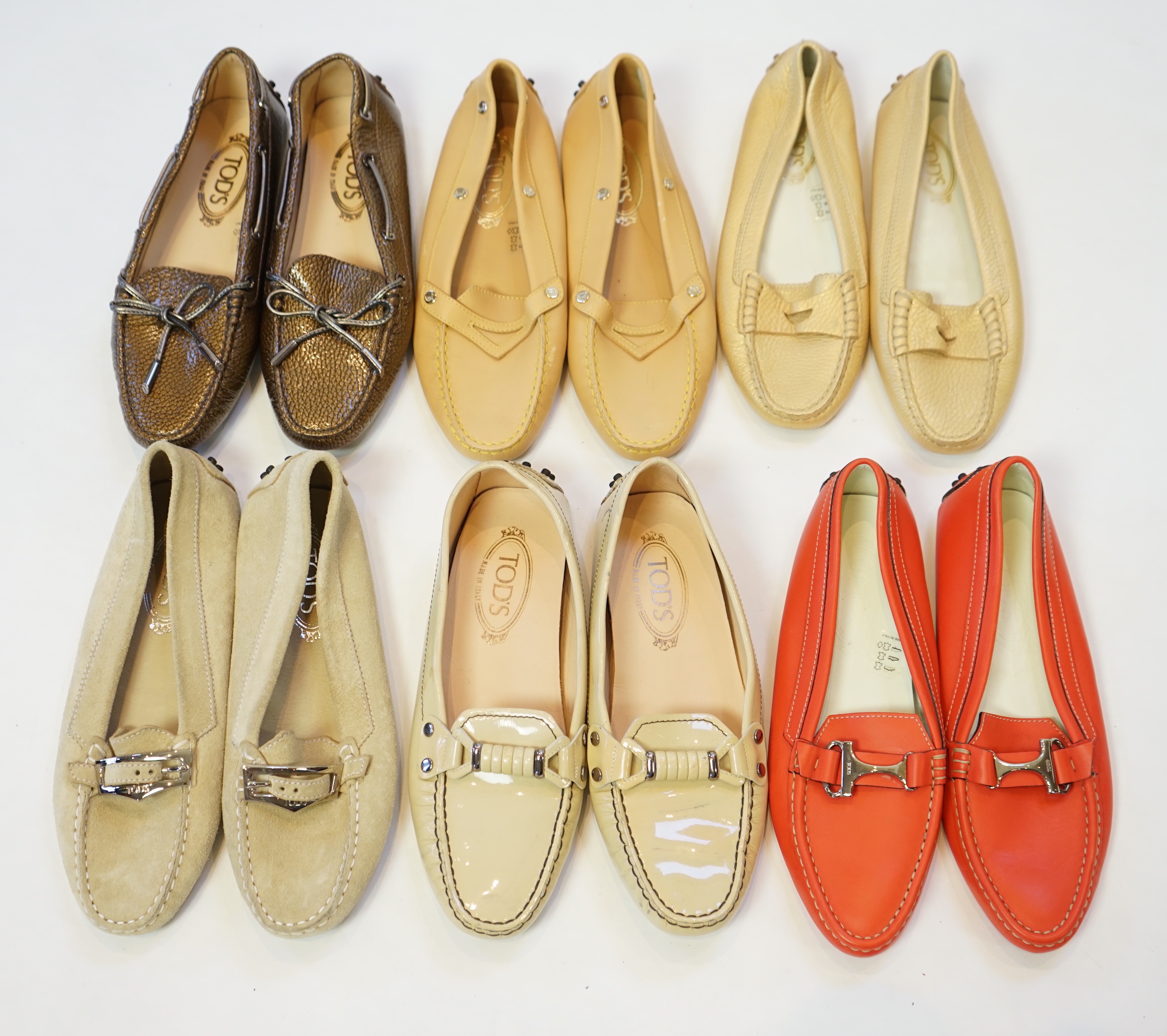 Six pairs of Tod's lady's loafer/driving shoes, size EU 38.5